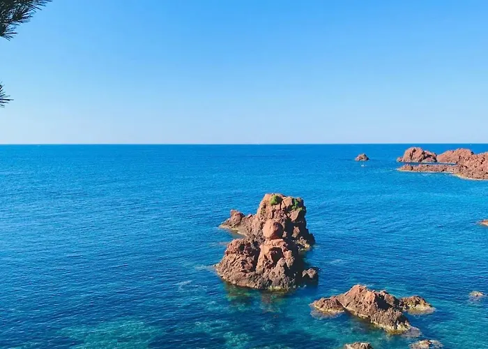 Апартаменти Unique - 6 Personnes - Clim Terrasse Parking Plages *