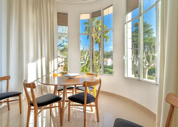 Апартаменти Unique - 6 Personnes - Clim Terrasse Parking Plages