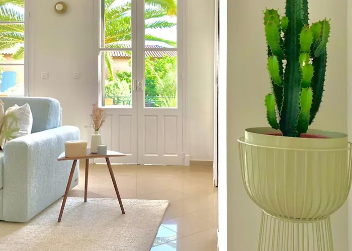 Апартаменти Unique - 6 Personnes - Clim Terrasse Parking Plages